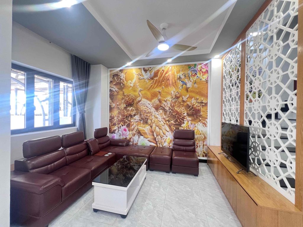 Cho thuê nhà 3 tầng, 3PN, full nội thất tại Sun Casa Central