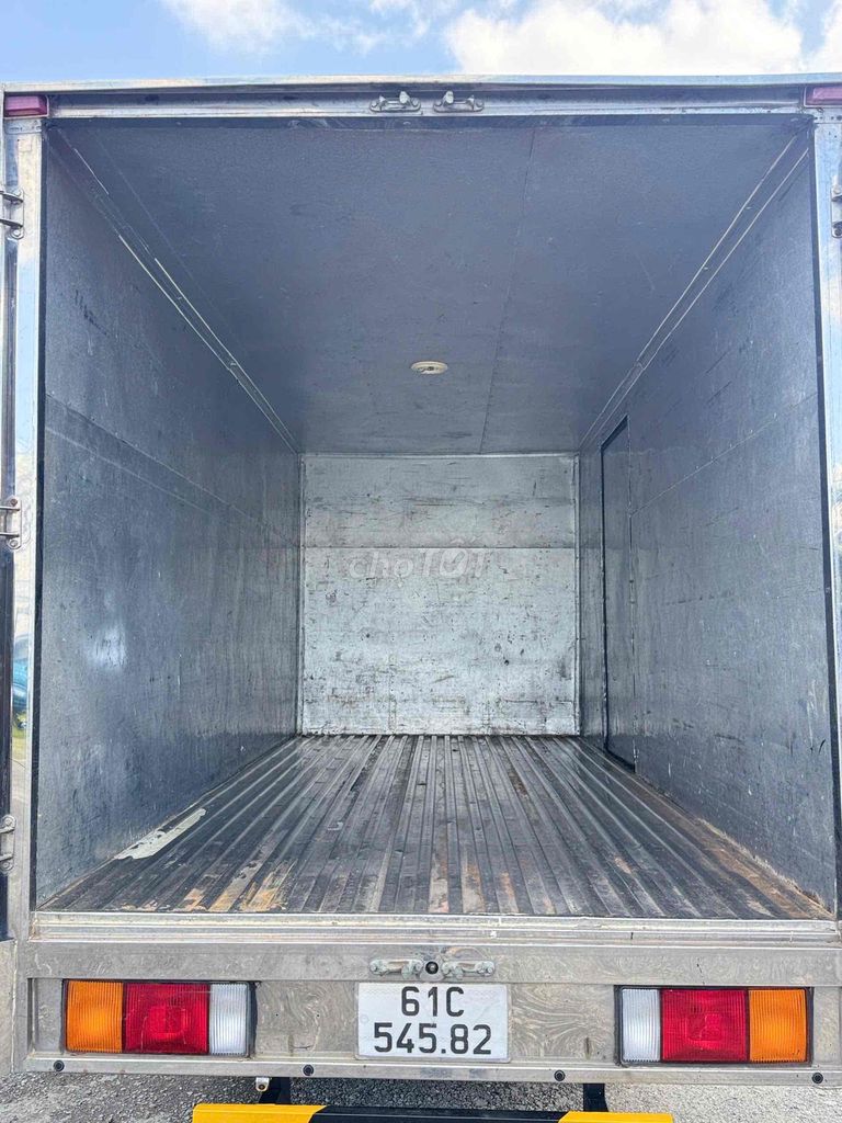 Hyundai N250SL 2.4 Tấn Thùng Kín Sàn Inox Odo 46k. Mua bán Xe tải, xe ben tại Thành phố Thuận An Bình Dương được đăng bởi PHẠM TUÂN XE TẢI CŨ hình 4