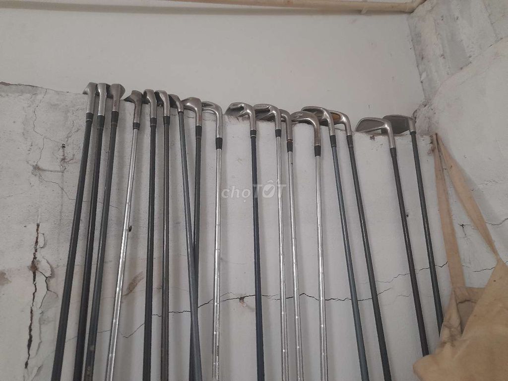 Gậy đã qua sử dụng