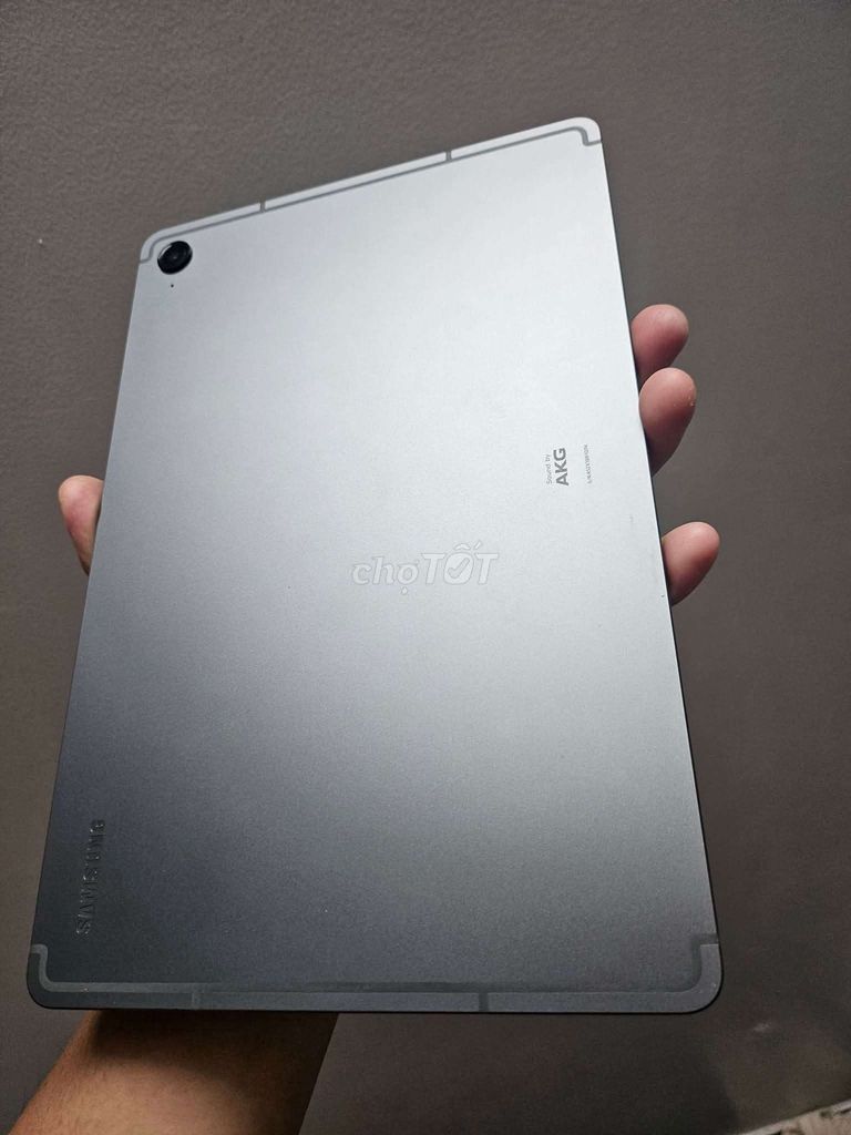 Samsung Tab S9 FE Xám Đã sử dụng. Mua bán Máy tính bảng tại Huyện Bến Lức Long An được đăng bởi Người Bình Thường hình 1