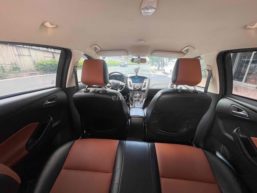 Ford Focus 2013 Trend 1.6 AT Hatchback - 100000 km. Mua bán Ô tô tại Quận 12 Tp Hồ Chí Minh được đăng bởi Anh tuan hình 11