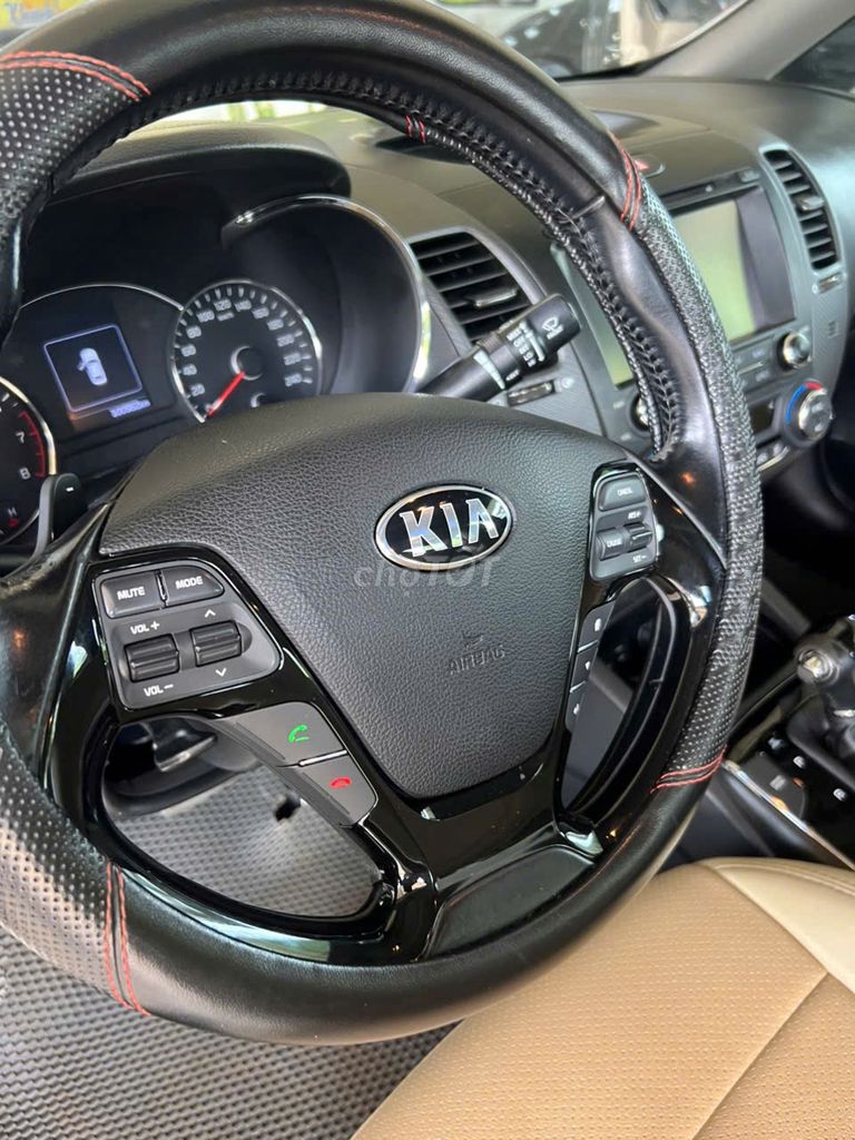 Kia Cerato 2016, cửa sổ trời. Mua bán Ô tô tại Thành phố Buôn Ma Thuột Đắk Lắk được đăng bởi Tiệm Ôtô Xe Máy Thuỷ hình 12