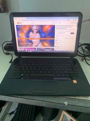 Thanh Lý laptop HP cảm ứng, i3 hệ3, win 10, 4g,120