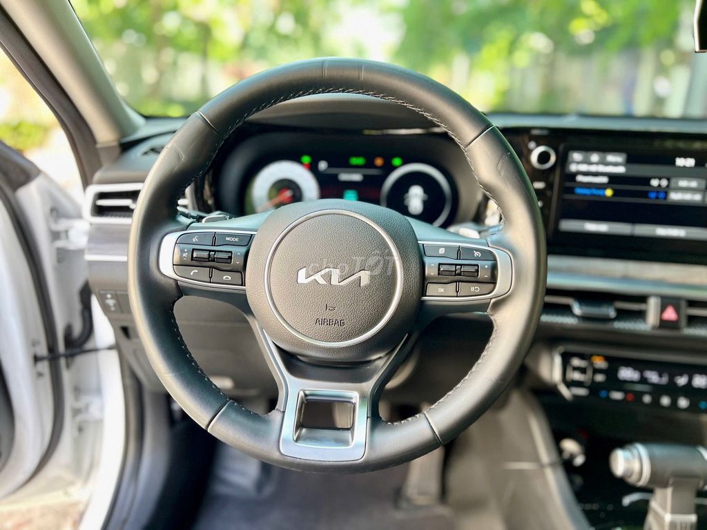 Kia K5 2.0AT Luxury 2022. Mua bán Ô tô tại Quận Thanh Xuân Hà Nội được đăng bởi Nguyễn Tuấn Hoàng hình 10