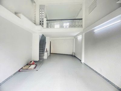 Rent · 1 bd · 44 м² · Quận Tân Bình, ул. Đường Nguyễn Thái Bình