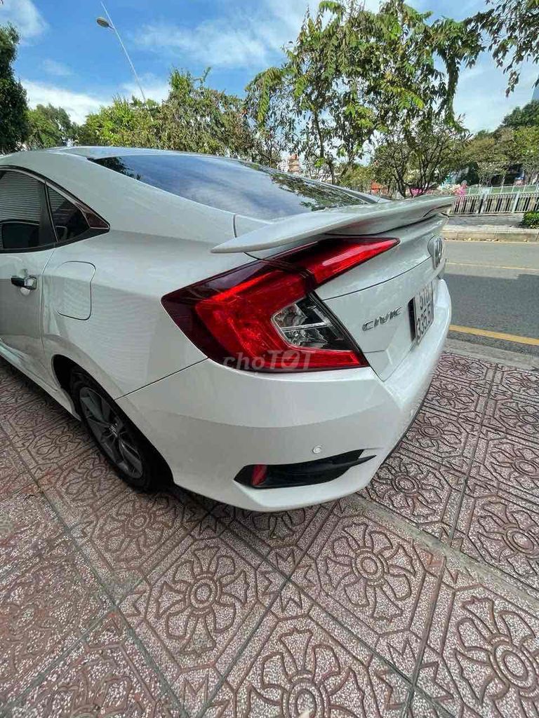 HONDA CIVIC 2020 giá 500tr có fix. Mua bán Ô tô tại Quận Phú Nhuận Tp Hồ Chí Minh được đăng bởi Minh Hoàng BYD  hình 2