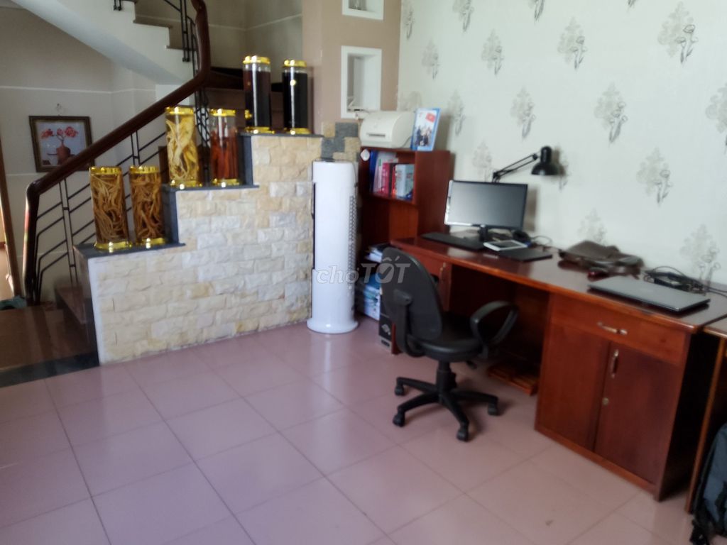 Bán nhà lệch tầng 3 tầng lộ giới 12m, nhà rộng 3,5x17 m Bán nhà lệch tầng 3 tầng lộ giới 12m, nhà rộng 3,5x17 m