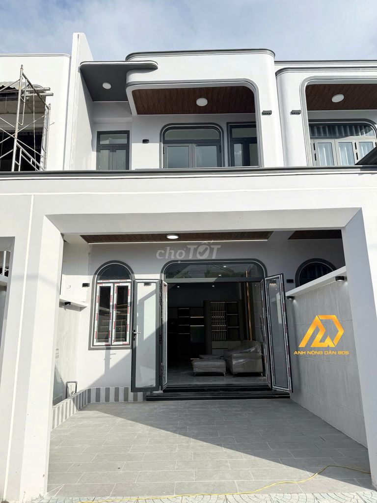 NHÀ MỚI FULL NỘI THẤT TT PHƯỜNG 3 CÁCH MẬU THÂN 80M