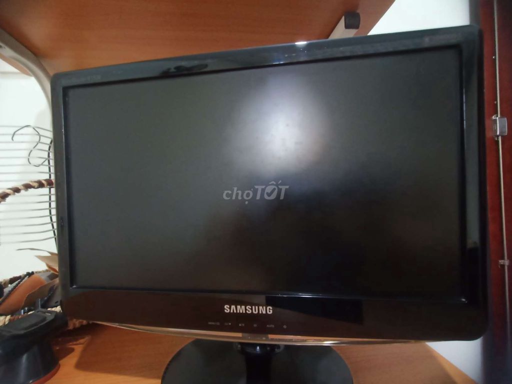 Màn hình Samsung Đen Đã sử dụng. Mua bán Phụ kiện (Màn hình, Chuột...) tại Thành phố Bảo Lộc Lâm Đồng được đăng bởi Duynguyen hình 1
