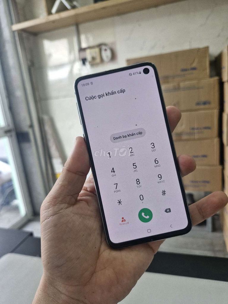 Samsung Galaxy S10e Trắng Đã qua sử dụng. Mua bán Điện thoại tại Quận Ninh Kiều Cần Thơ được đăng bởi Điện Thoại Tốt hình 1