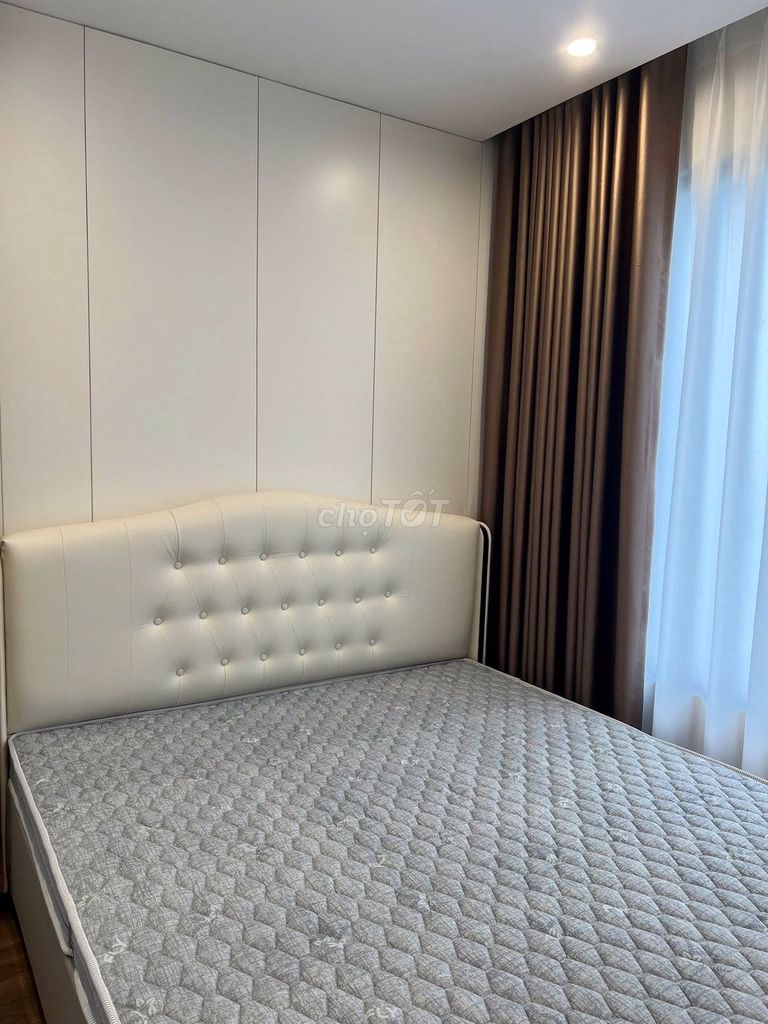 Апартаменты 2 спальни с мебелью, башня Zr3 Vinhomes Ocean Park