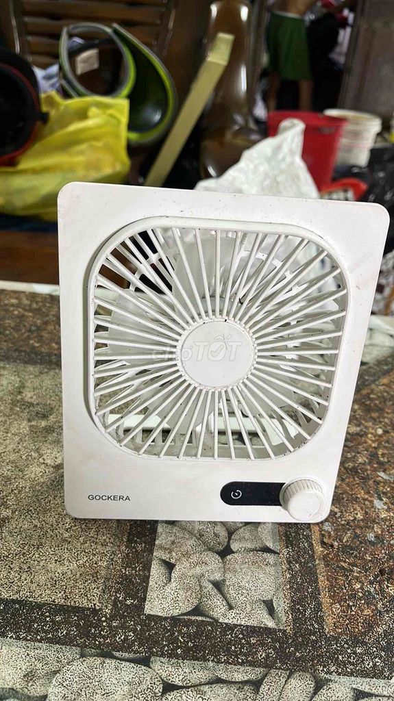 Quạt mini Gockera Trắng Nhỏ gọn. Mua bán Quạt tại Quận Hoàng Mai Hà Nội được đăng bởi Lê Hồng Nhung hình 1