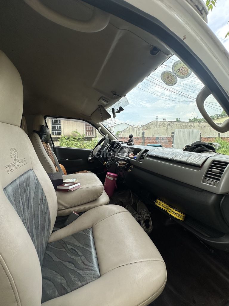 Toyota Hiace 2007 - 200000 km. Mua bán Ô tô tại Thành phố Thủ Đức Tp Hồ Chí Minh được đăng bởi trịnh duy bình hình 11