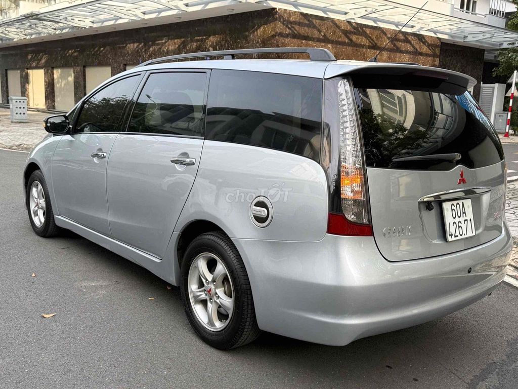Mitsubishi Grandis 2006 2.4L Bạc. Mua bán Ô tô tại Thành phố Thủ Dầu Một Bình Dương được đăng bởi  Trung Tin Used Car hình 6