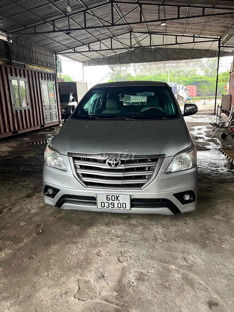 Toyota Innova 2014 -2.0E xe Chuẩn gia đình xịn. Mua bán Ô tô tại Thị xã Tân Uyên Bình Dương được đăng bởi oto bay quynh  hình 13