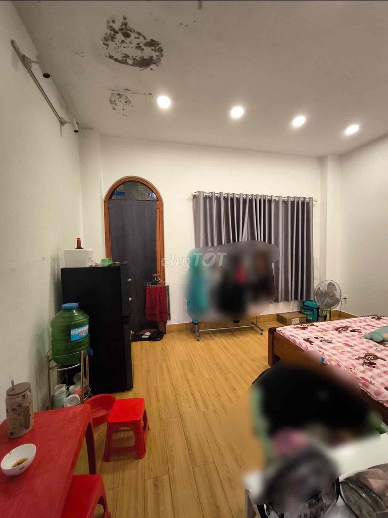 дом 5м x 11, 3 этажа, фасад улицы Бо Ке, Ле Дык Тхо