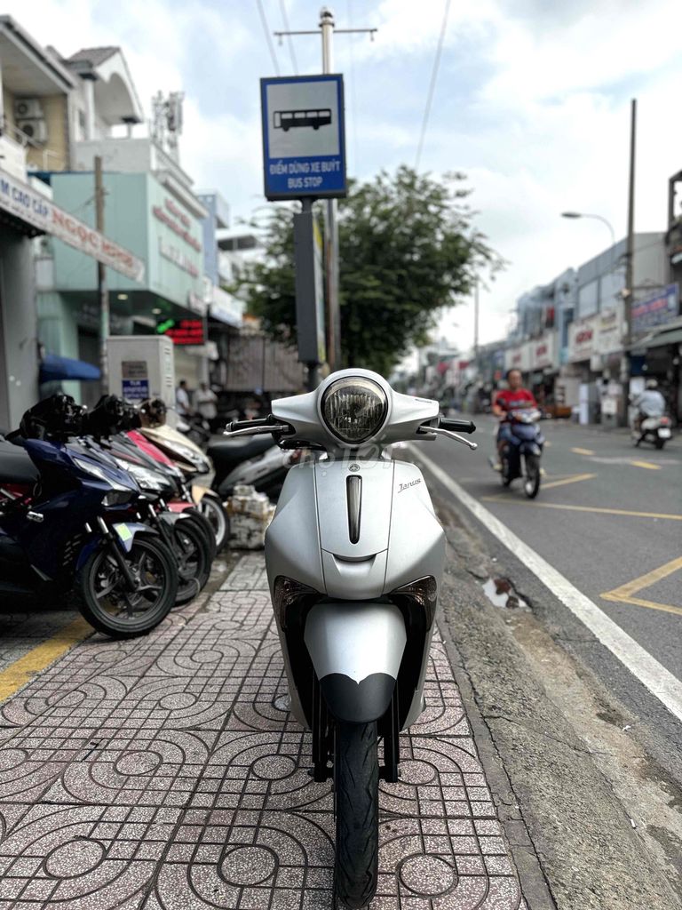 Janus 2017 SMK 9chủ BSTP, xe đẹp zin GÓP NỢ XẤU. Mua bán Xe máy tại Quận 8 Tp Hồ Chí Minh được đăng bởi Nguyễn Tấn Hùng hình 1