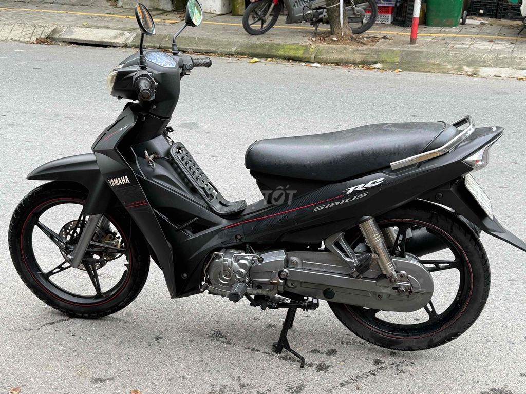 Yamaha Sirius RC черный в оригинале тихий