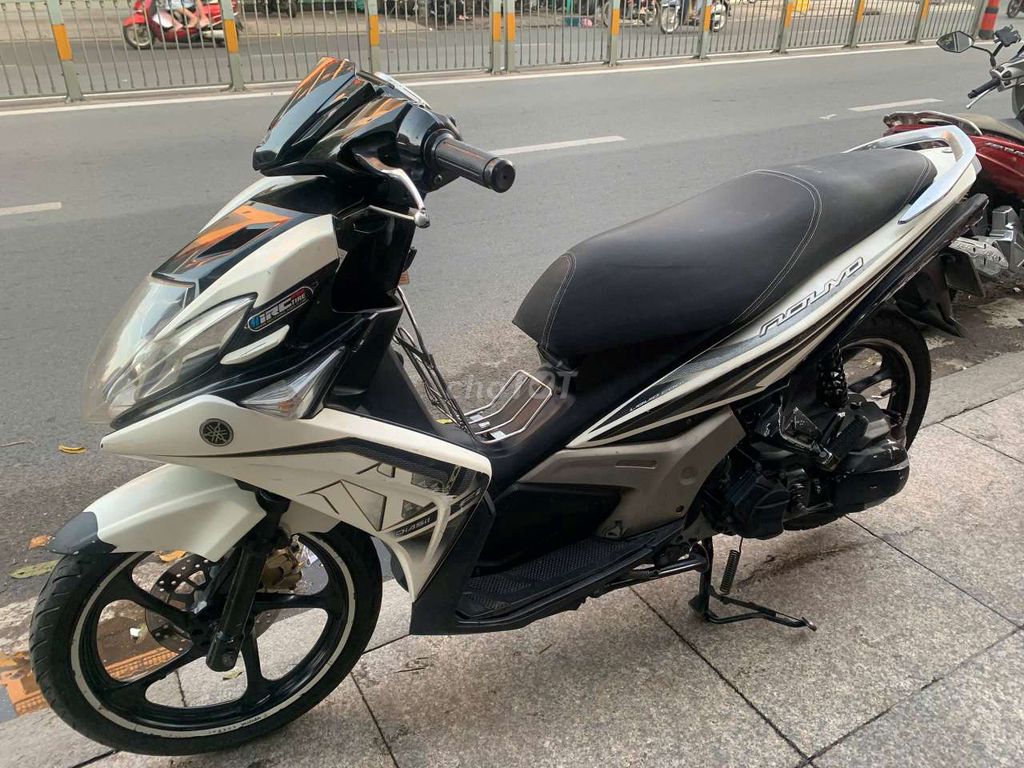 Yamaha Nouvo năm 2014 mới 90% biển số thành phố. Mua bán Xe máy tại Quận Tân Phú Tp Hồ Chí Minh được đăng bởi Tuanduy hình 1