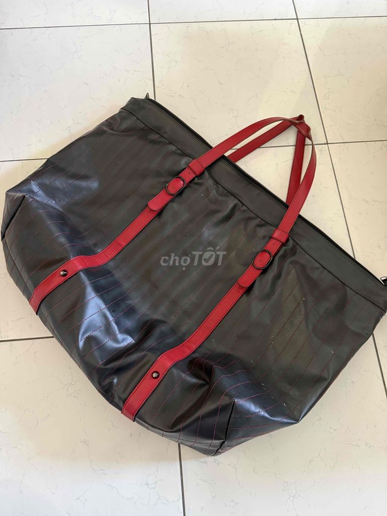 Túi TOTE SIÊU TO SIÊU KHỔNG LỒ. Mua bán Túi xách tại Thành phố Thủ Dầu Một Bình Dương được đăng bởi TITAN hình 1