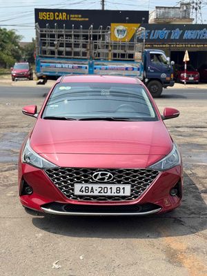 Hyundai Accent 2021 AT - 50.000km