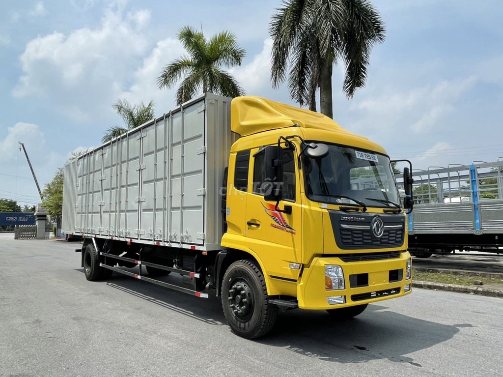 Xe dongfeng 8 tấn thùng kín container pallet 9m7