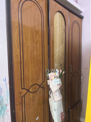 Tủ quần áo củ dọn nhà cần thanh lý. Mua bán Tủ, kệ gia đình tại Quận Gò Vấp Tp Hồ Chí Minh được đăng bởi Phạm Thị Khánh Ly