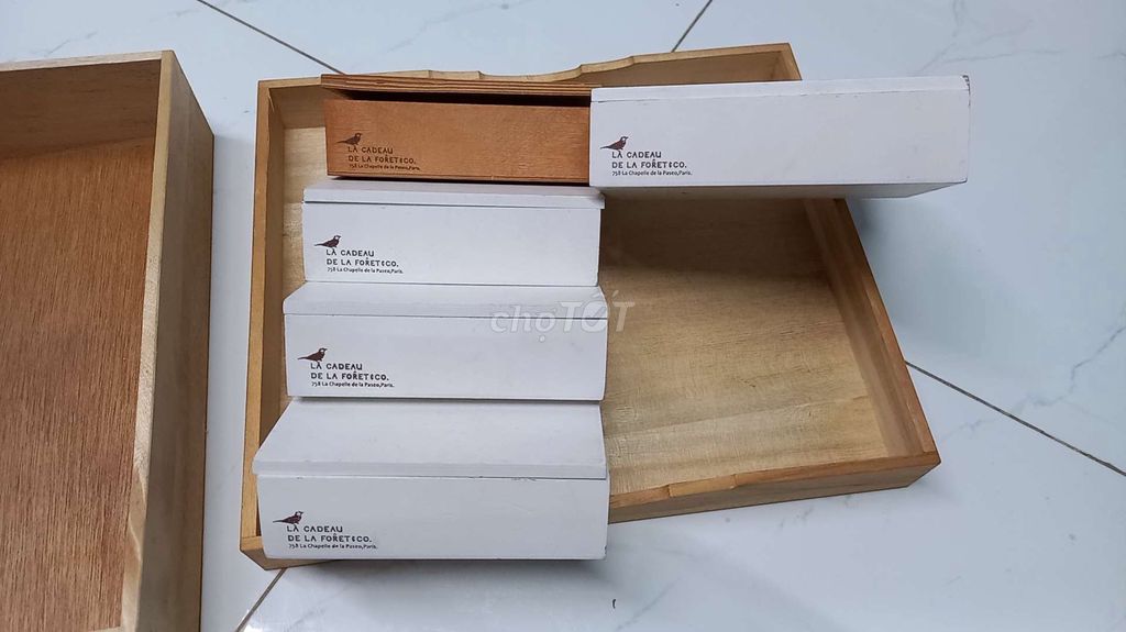 Hộp đựng đồ Nhựa Gỗ Nâu Đen Trắng. Mua bán Nội thất, đồ gia dụng khác tại Thành phố Rạch Giá Kiên Giang được đăng bởi Quách Luật hình 1