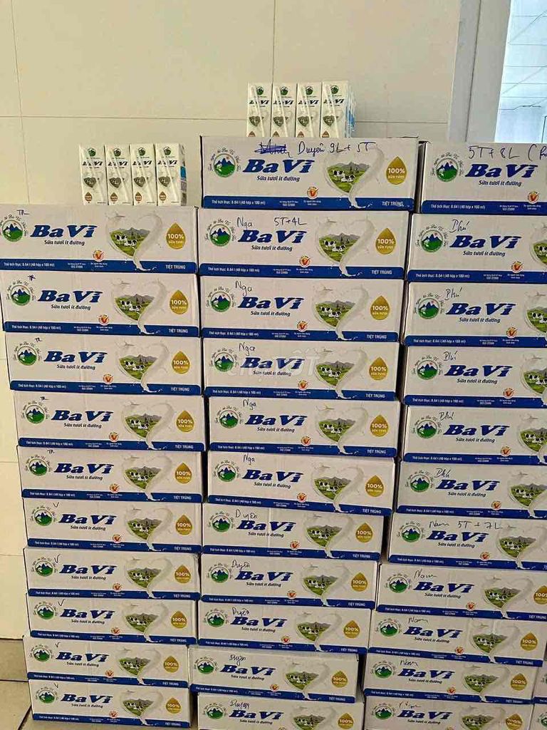 Thùng sữa tươi Ba Vì Ít đường 180ml DATE MỚI. Mua bán Đồ ăn, thực phẩm và các loại khác tại Quận Cẩm Lệ Đà Nẵng được đăng bởi Bùi Hà Giang hình 1