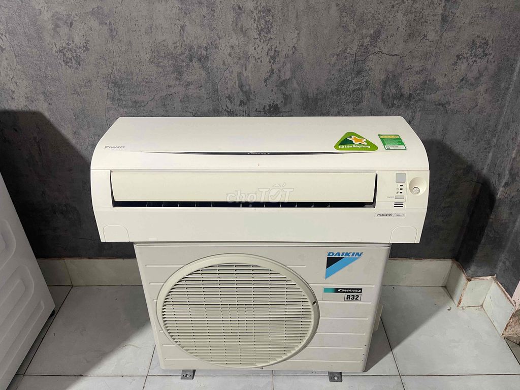 Máy lạnh Dakin 1.5hp inverter bao zin bao đẹp