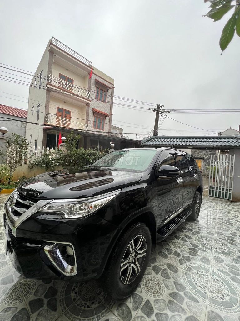 Toyota Fortuner 2019 2.7 V AT 4x2 81.000 km. Mua bán Ô tô tại Quận Long Biên Hà Nội được đăng bởi Tran Khang Ninh hình 2