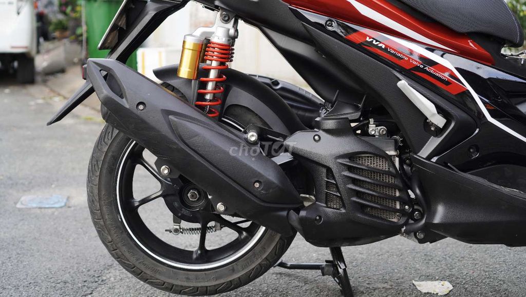 Yamaha NVX 155 ABS Smartkey Đỏ Candy - Biển SG. Mua bán Xe máy tại Quận Tân Phú Tp Hồ Chí Minh được đăng bởi Đỗ Hoàng hình 7