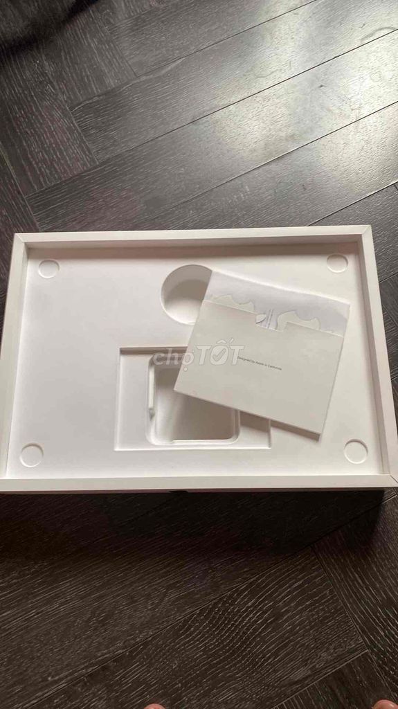 Vỏ hộp laptop Apple MacBook Pro 2019. Mua bán Phụ kiện (Màn hình, Chuột...) tại Quận Tân Phú Tp Hồ Chí Minh được đăng bởi hoang tang luu phuoc hình 1