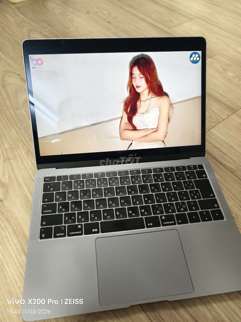 MacBook Air i5 8GB/128GB 2018. Mua bán Laptop tại Quận Long Biên Hà Nội được đăng bởi Thành hình 1