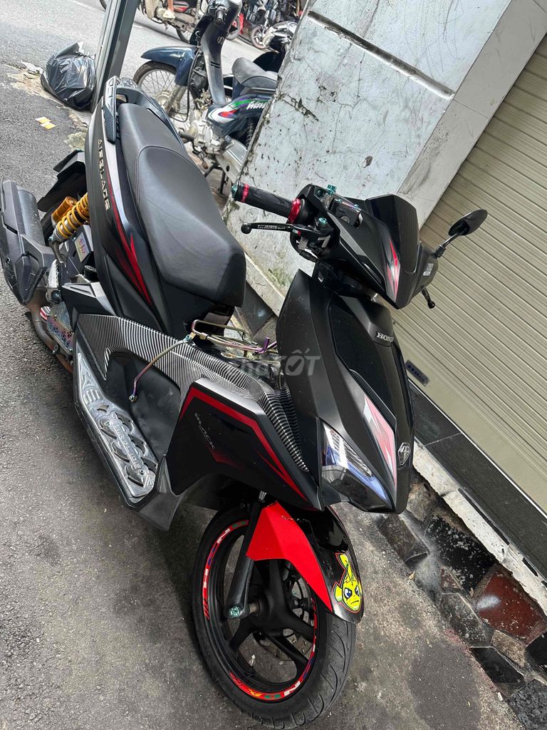 ab -125 khoá ga biển số 69 giao cccd sđt chủ. Mua bán Xe máy tại Thành phố Biên Hòa Đồng Nai được đăng bởi Cửa Hàng Trung Tín hình 4