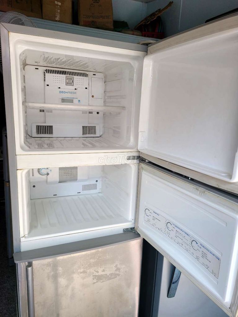 Tủ lạnh Electrolux 3 cửa