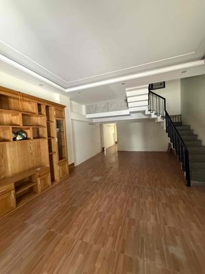 Аренда · 3 комн. · 90 м² · Quận Cẩm Lệ, ул. Đường Tôn Đản