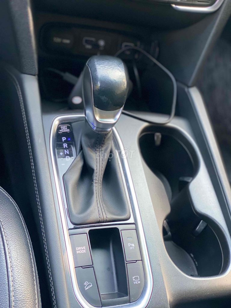 Hyundai Santa Fe 2019 2.2L - 78000 km. Mua bán Ô tô tại Quận Long Biên Hà Nội được đăng bởi Xuân Car hình 16