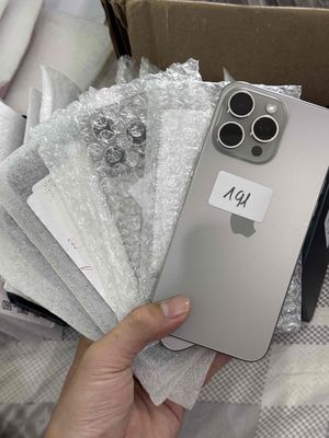 iPhone 15 Pro Max 256GB Titan Tự Nhiên. Mua bán Điện thoại tại Quận Tân Bình Tp Hồ Chí Minh được đăng bởi DEV PỒ chuyên sỉ lẻ iPhone Lock