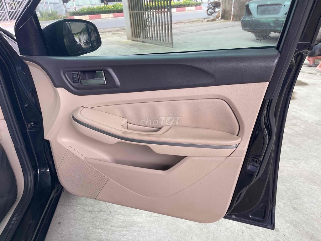 Ford Focus 2011 2.0 AT - 118000 km. Mua bán Ô tô tại Huyện Xuyên Mộc Bà Rịa - Vũng Tàu được đăng bởi trọng bửu hình 5