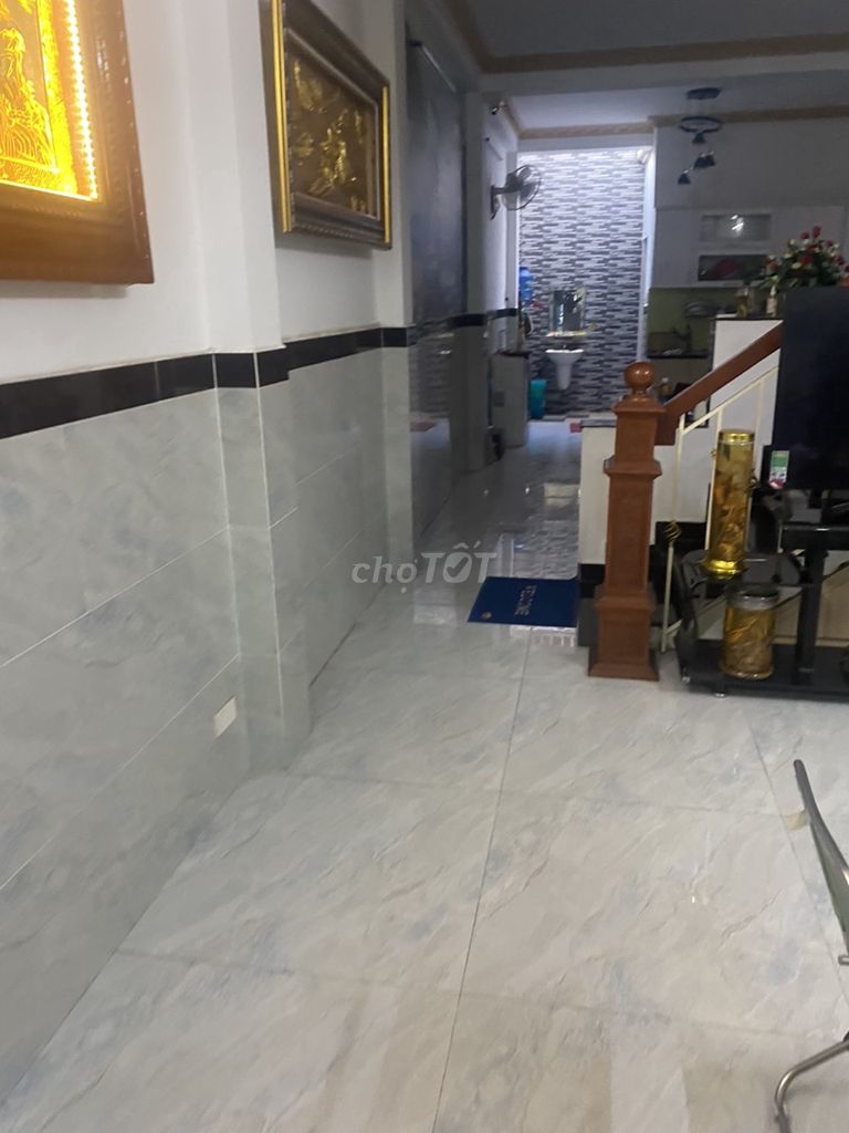 Trương Thị Hoa - Nhà đẹp 60m2 xây full 3 tầng  - HXH 8m - Chỉ 4.9 tỷ