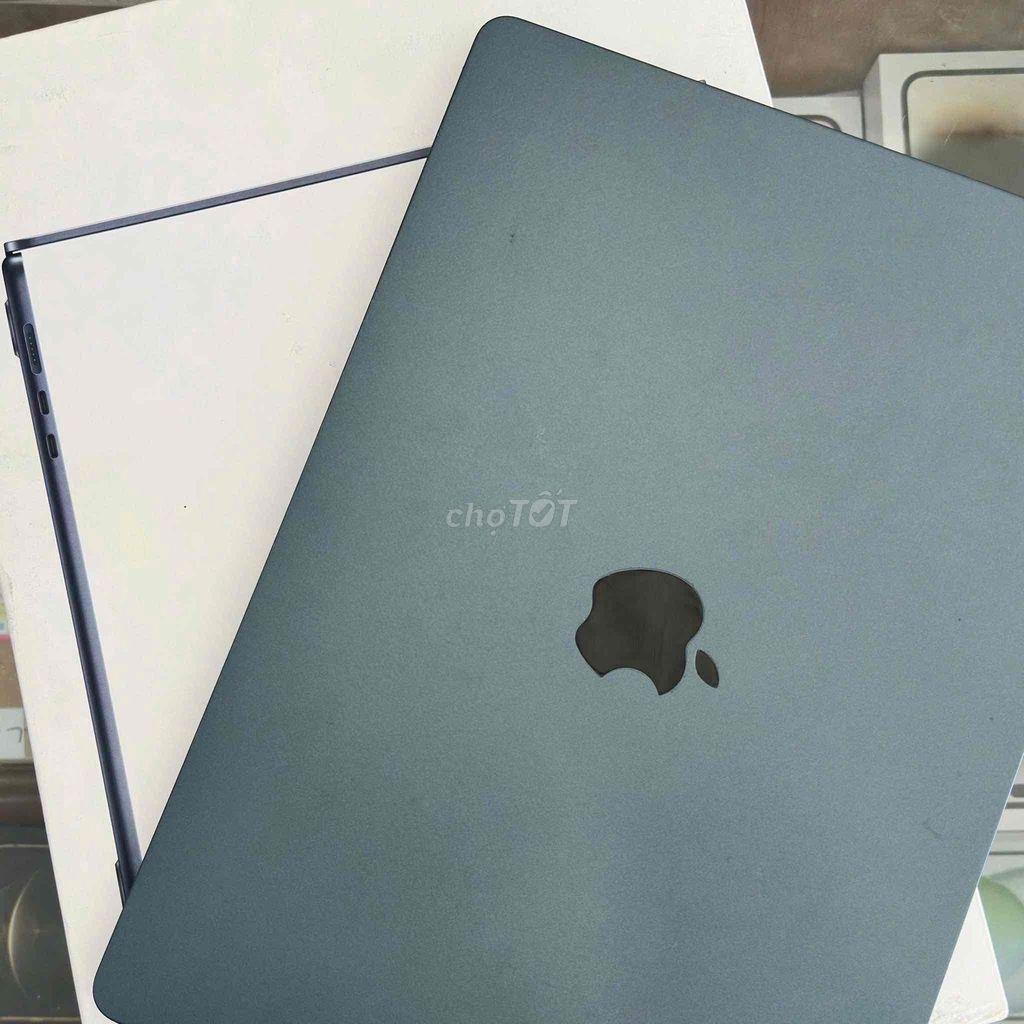 Apple MacBook Air M2 8GB/256GB Xám. Mua bán Laptop tại Thành phố Biên Hòa Đồng Nai được đăng bởi TRƯƠNG HUY HOÀNG hình 1