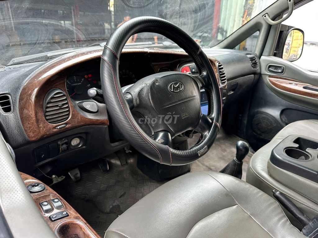 Hyundai Starex 2004  - 244636 km - Còn tốt. Mua bán Ô tô tại Thành phố Thủ Đức Tp Hồ Chí Minh được đăng bởi HQaudio hình 3