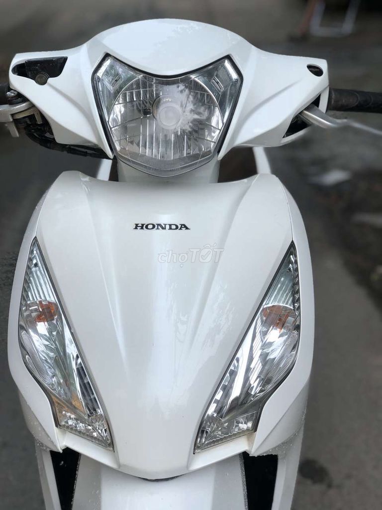 Honda Vision dky 2020 mới 99%. Mua bán Xe máy tại Quận Bắc Từ Liêm Hà Nội được đăng bởi My hình 3