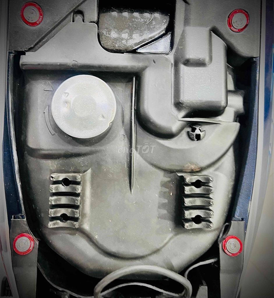 Yamaha Exciter 135 Spark FI Trắng xanh. Mua bán Xe máy tại Quận Tân Phú Tp Hồ Chí Minh được đăng bởi TỔNG KHO XE ĐIỆN SỈ VÀ LẺ TẠI HCM hình 11