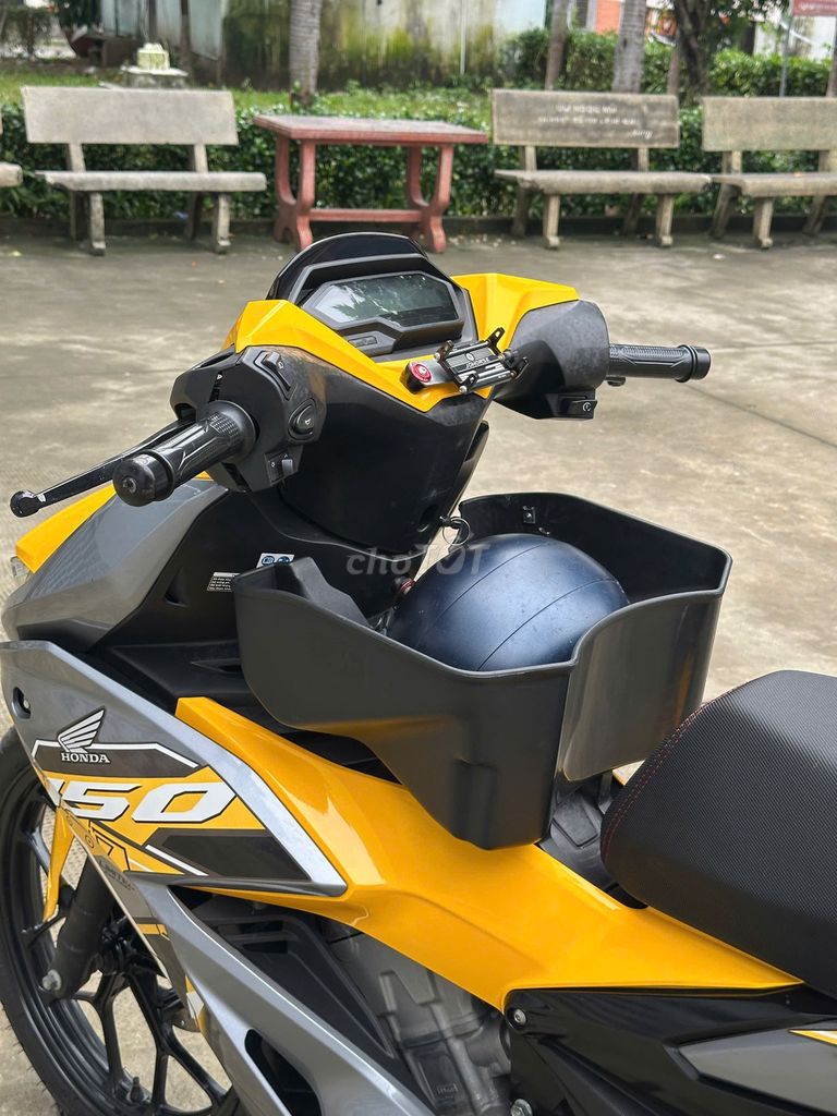 Honda Winner V2 ABS 2020 Vàng xám. Mua bán Xe máy tại Quận Tân Bình Tp Hồ Chí Minh được đăng bởi Waann em xe máyy hình 3