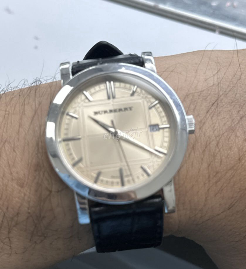 Đồng hồ Burberry 40mm Vàng hồng Unisex. Mua bán Đồng hồ tại Quận Tân Phú Tp Hồ Chí Minh được đăng bởi Bảo  Phạm  hình 1