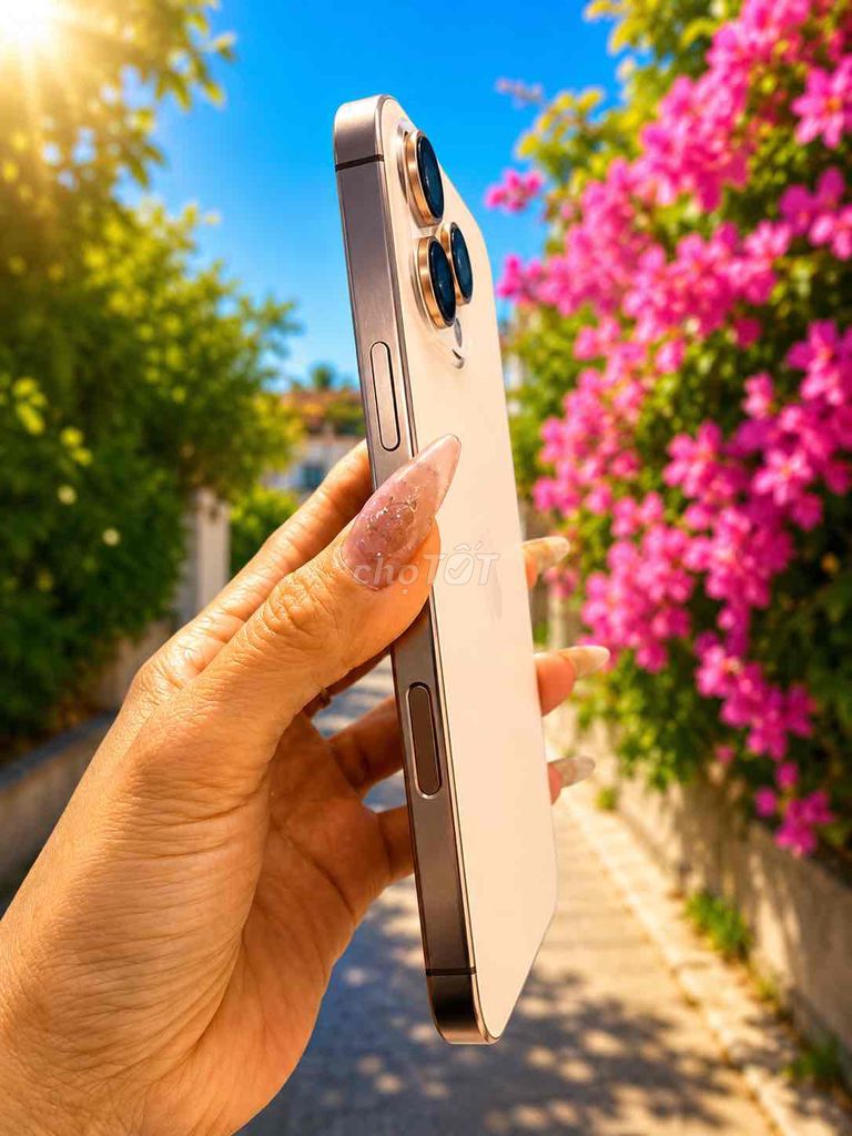 Apple iPhone 16 Pro Max 256GB Vàng. Mua bán Điện thoại tại Quận Long Biên Hà Nội được đăng bởi Phạm Xuân Quý hình 1