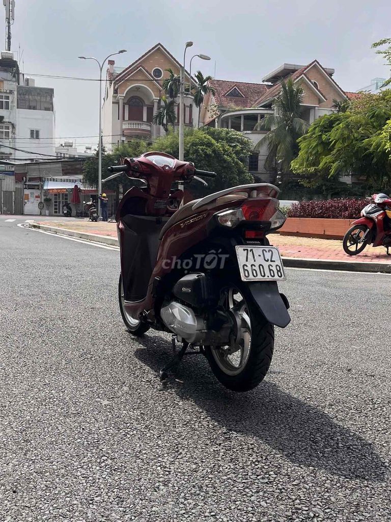 Cầm đồ thanh lý Honda Vision 2020 Smartkey BS:71C2. Mua bán Xe máy tại Quận 8 Tp Hồ Chí Minh được đăng bởi Tuấn Bon hình 6