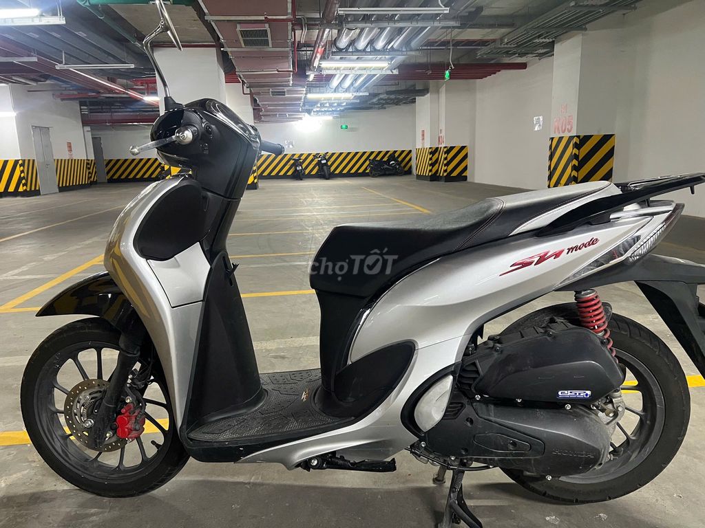 Bán Honda SH Mode 2025 Bản đặt biệt, odo 4k km. Mua bán Xe máy tại Thành phố Thủ Dầu Một Bình Dương được đăng bởi Phạm Thanh Longl hình 1